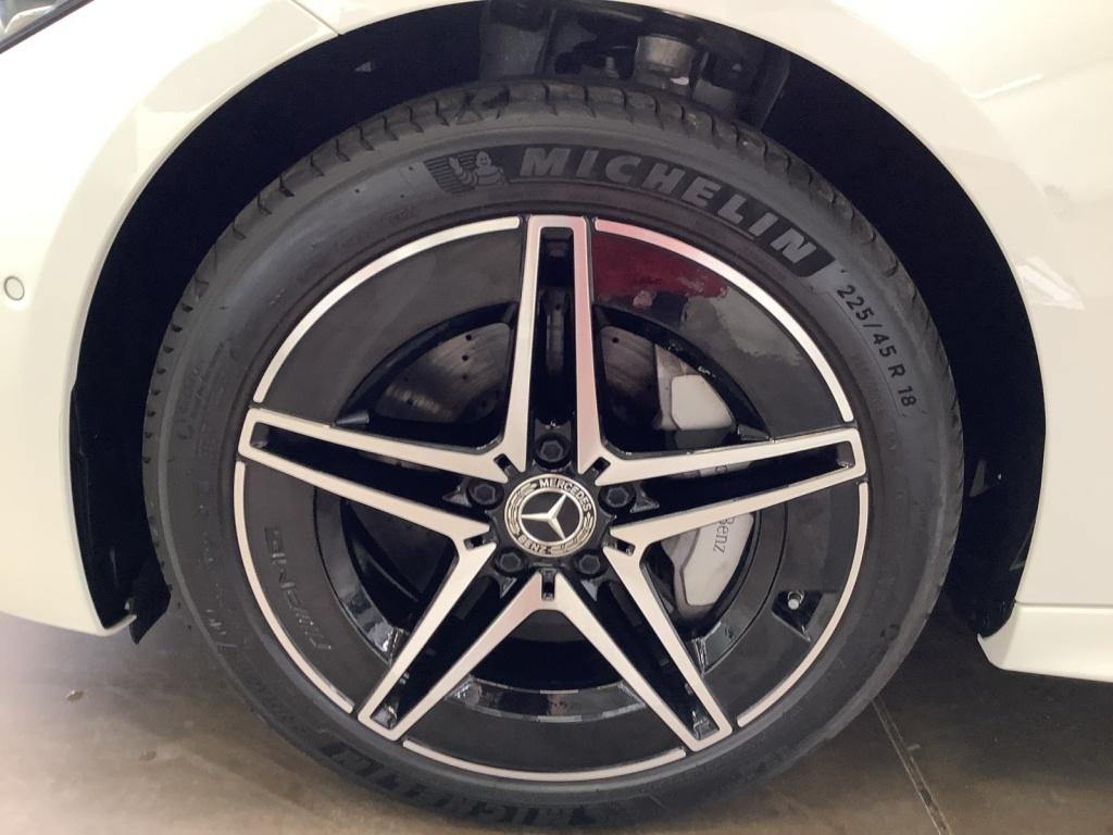 Mercedes-Benz C 300 de AMG/Night/LED/Burmester/Panorama-SD/ Mercedes-Benz C 300 de AMG/Night/LED/Burmester/Panorama-SD/