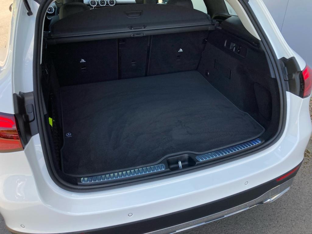 Mercedes-Benz GLC 220 d 4M Avantgarde/Digital/Distronic/360°K/ Mercedes-Benz GLC 220 d 4M Avantgarde/Digital/Distronic/360°K/