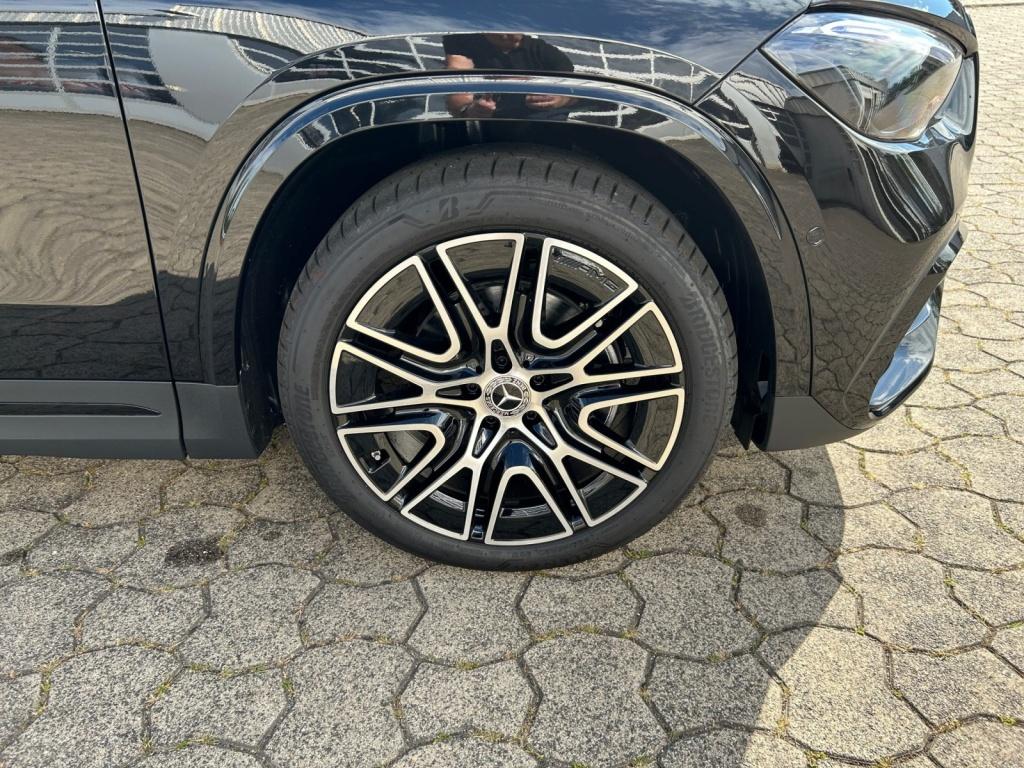 Mercedes-Benz GLA 200 d AMG+NIGHT+20+KEYLESS-GO+360°-KAMERA Mercedes-Benz GLA 200 d AMG+NIGHT+20+KEYLESS-GO+360°-KAMERA