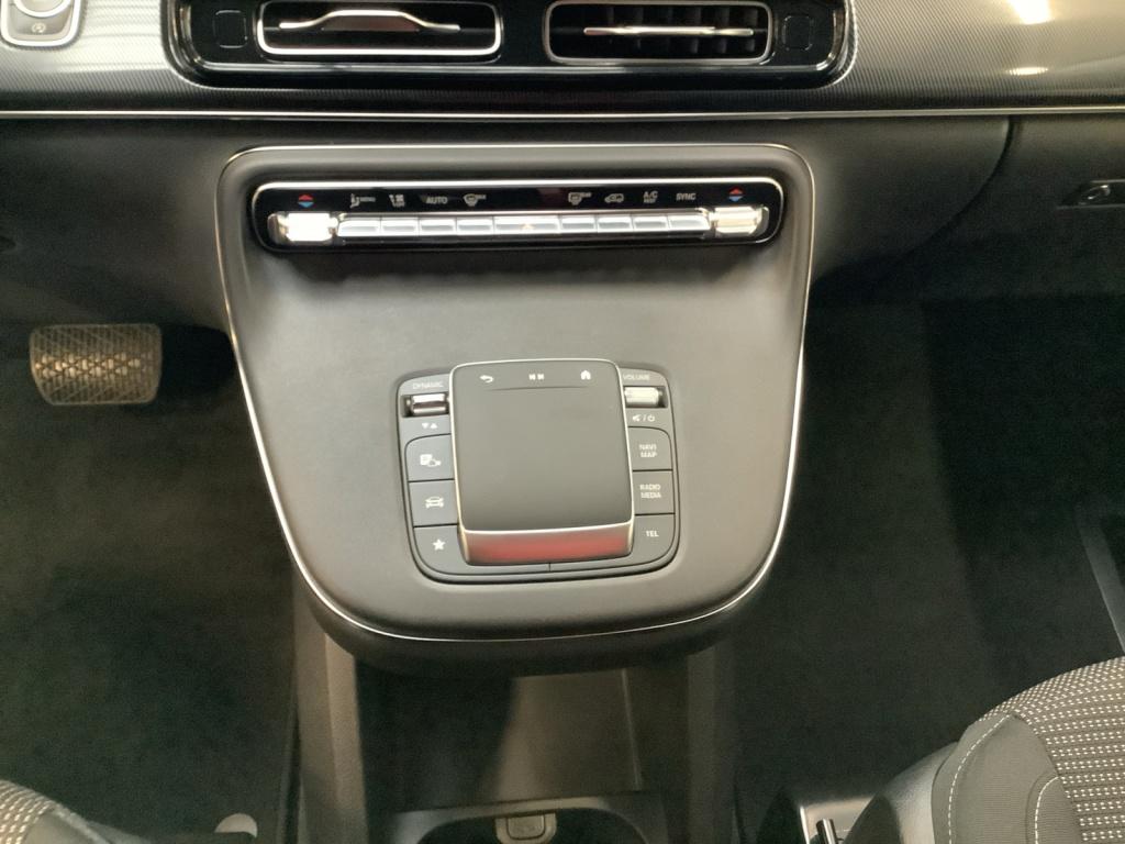 Mercedes-Benz V 250d Lang Distronic/Widescreen Cockpit Mercedes-Benz V 250d Lang Distronic/Widescreen Cockpit