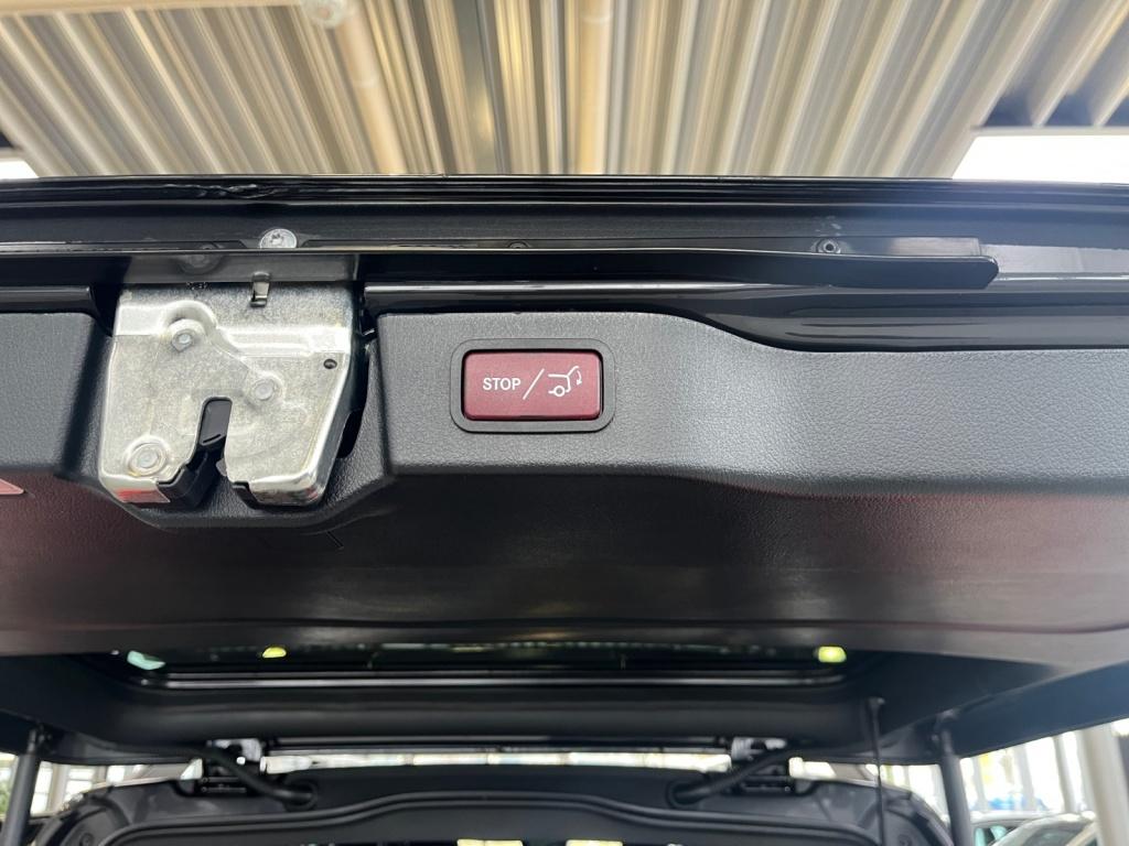 Mercedes-Benz V 300 d AVANTGARDE Lang AMG/360° Kamera/AIRMATIC Mercedes-Benz V 300 d AVANTGARDE Lang AMG/360° Kamera/AIRMATIC