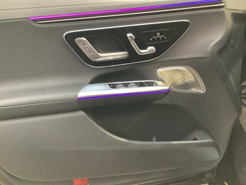 Mercedes-Benz EQE 500 4M AMG/Night/Digital/Hinterachsl./Pano-D Mercedes-Benz EQE 500 4M AMG/Night/Digital/Hinterachsl./Pano-D