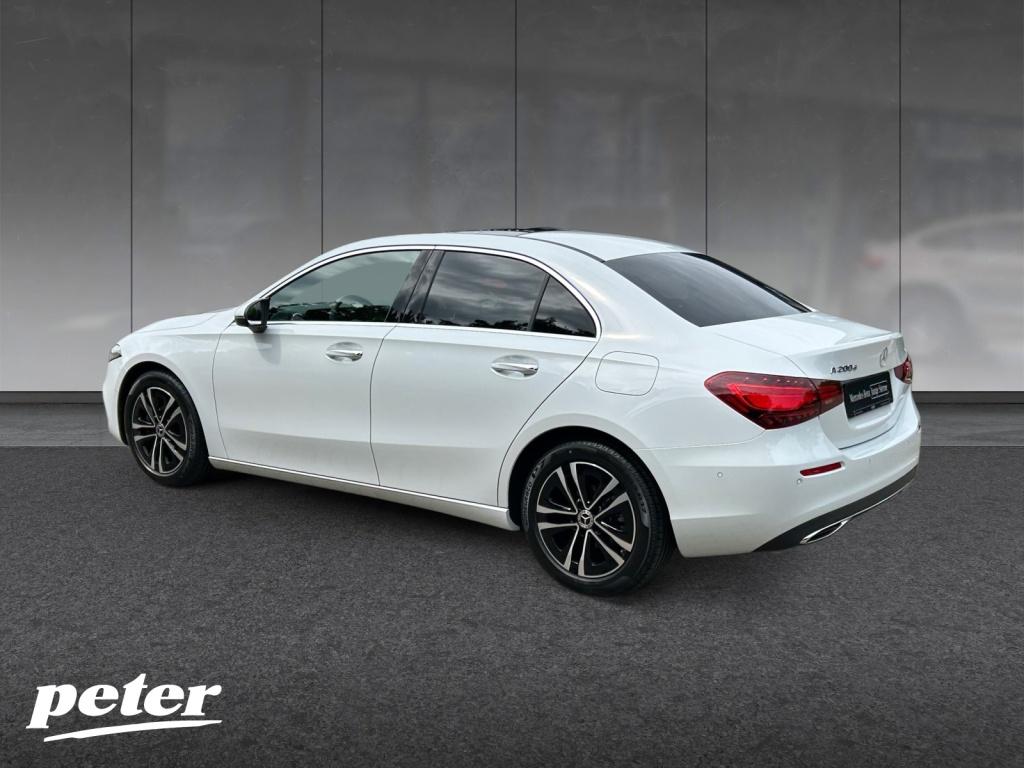 Mercedes-Benz A 200 d Limousine Progressive, AHV, Distronic Mercedes-Benz A 200 d Limousine Progressive, AHV, Distronic