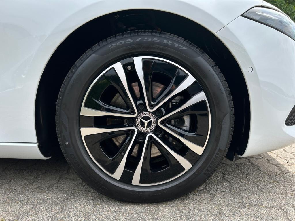 Mercedes-Benz A 200 d Limousine Progressive, AHV, Distronic Mercedes-Benz A 200 d Limousine Progressive, AHV, Distronic