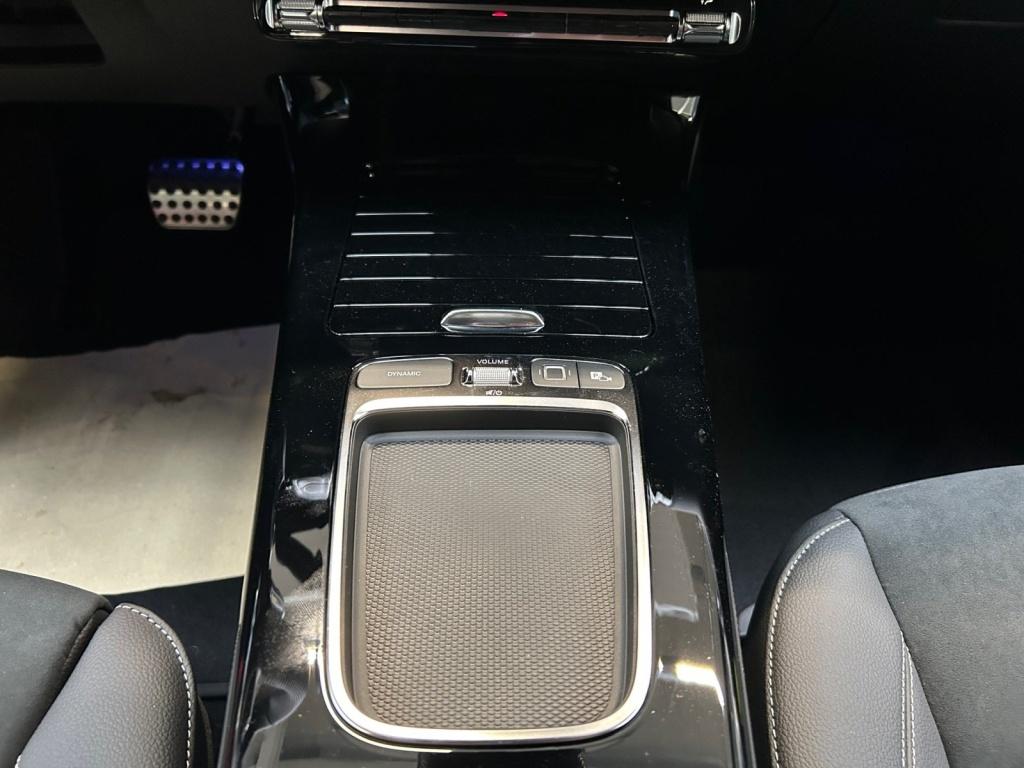 Mercedes-Benz A 180 d AMG, Distronic, Head Up Mercedes-Benz A 180 d AMG, Distronic, Head Up