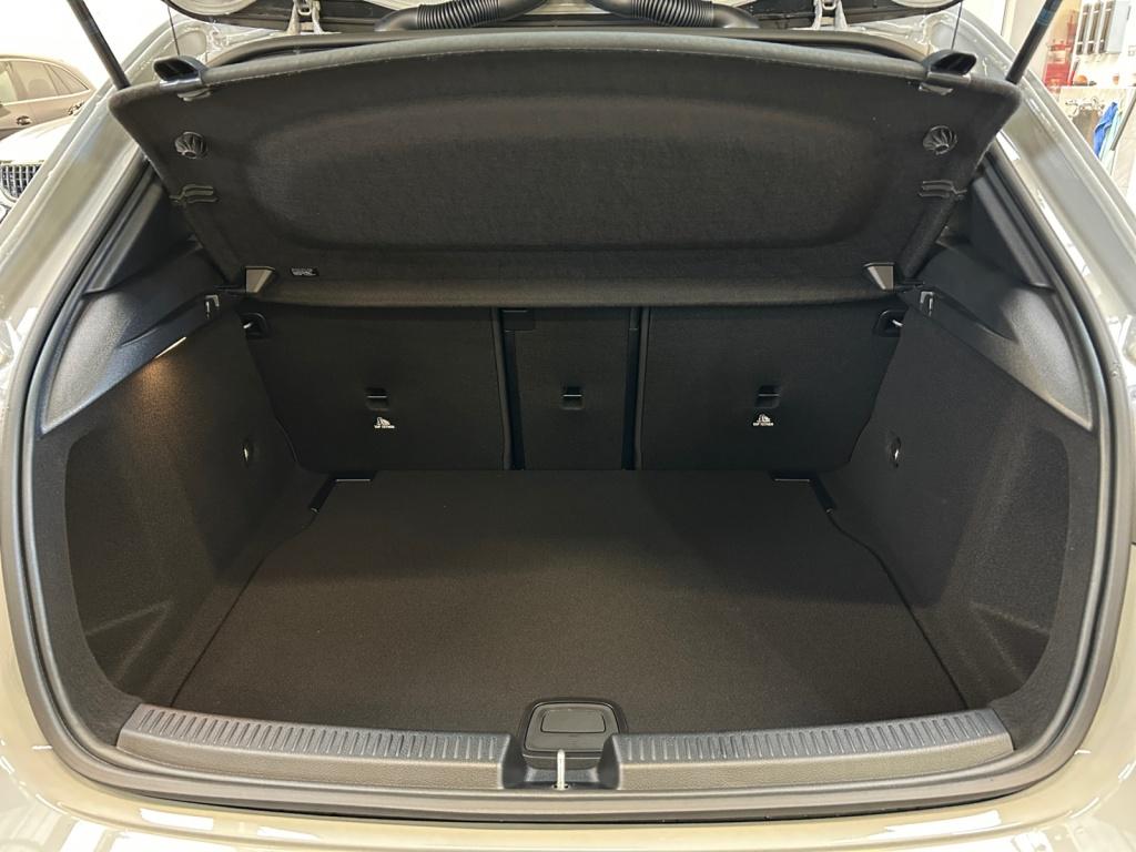 Mercedes-Benz A 180 d AMG, Distronic, Head Up Mercedes-Benz A 180 d AMG, Distronic, Head Up