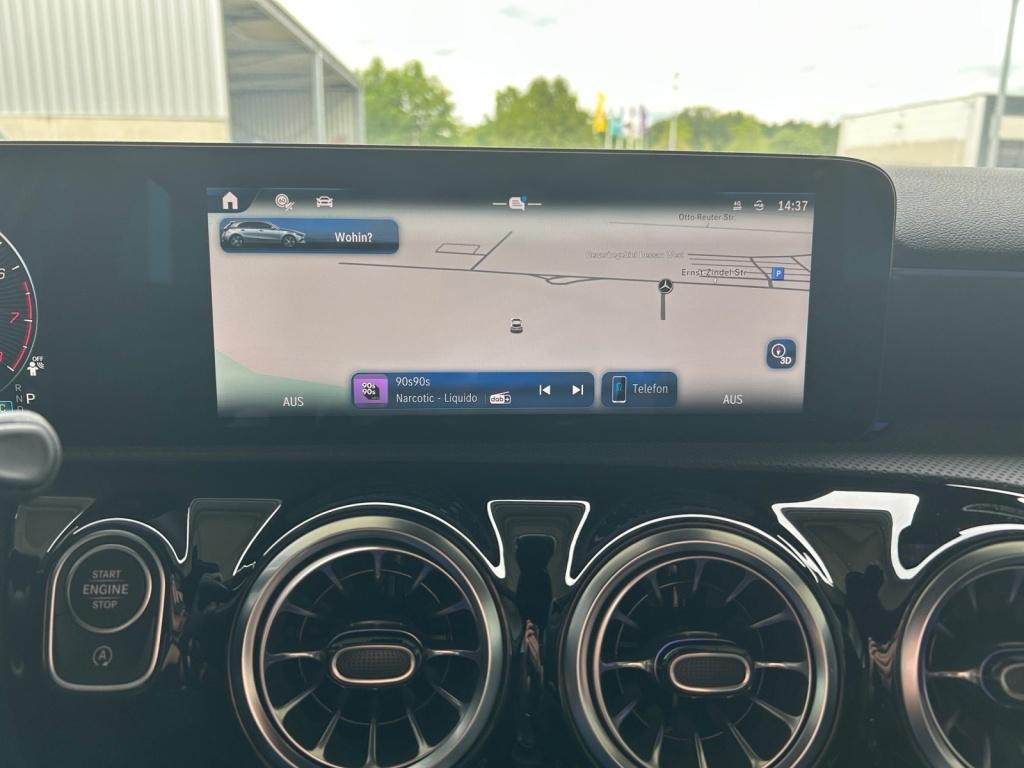 Mercedes-Benz A 180 Kompaktlimousine Progressive Line Mercedes-Benz A 180 Kompaktlimousine Progressive Line