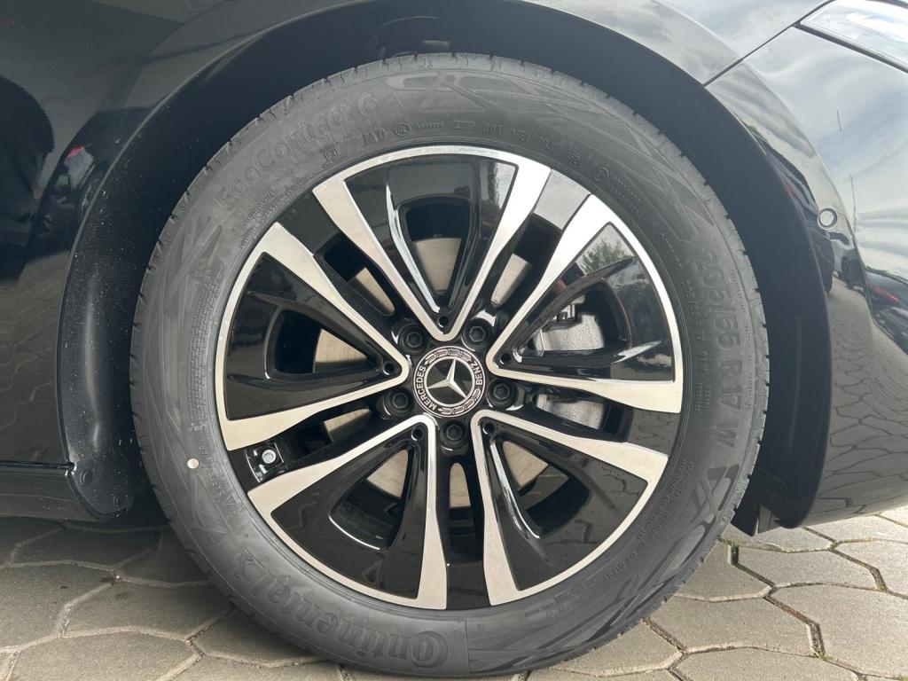 Mercedes-Benz A 180 Kompaktlimousine Progressive Line Mercedes-Benz A 180 Kompaktlimousine Progressive Line