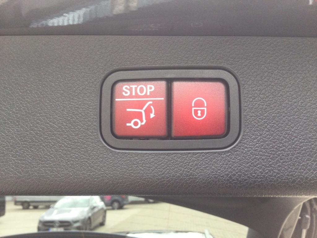 Mercedes-Benz E 450 4MATIC T-Modell AMG Line Advanced Mercedes-Benz E 450 4MATIC T-Modell AMG Line Advanced