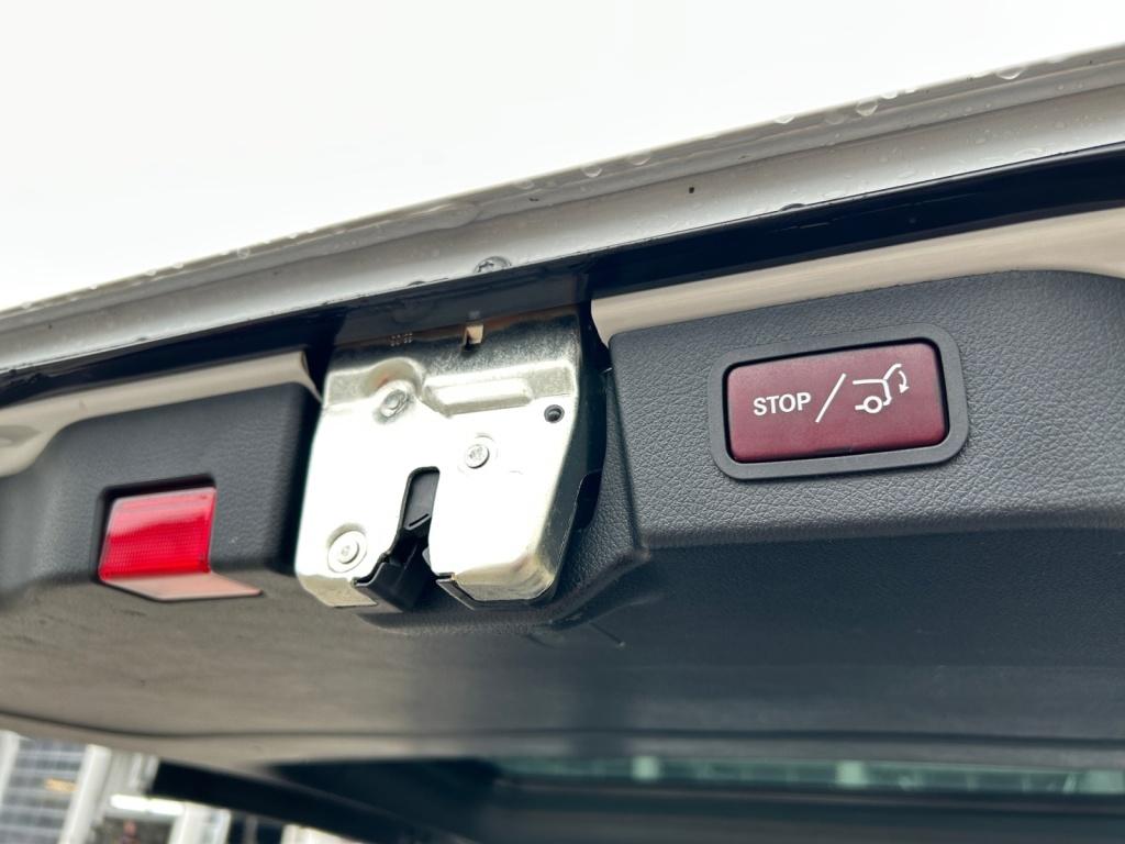 Mercedes-Benz V 250 d 4MATIC STHZG+LED+AHK+KAMERA+NAVI Mercedes-Benz V 250 d 4MATIC STHZG+LED+AHK+KAMERA+NAVI