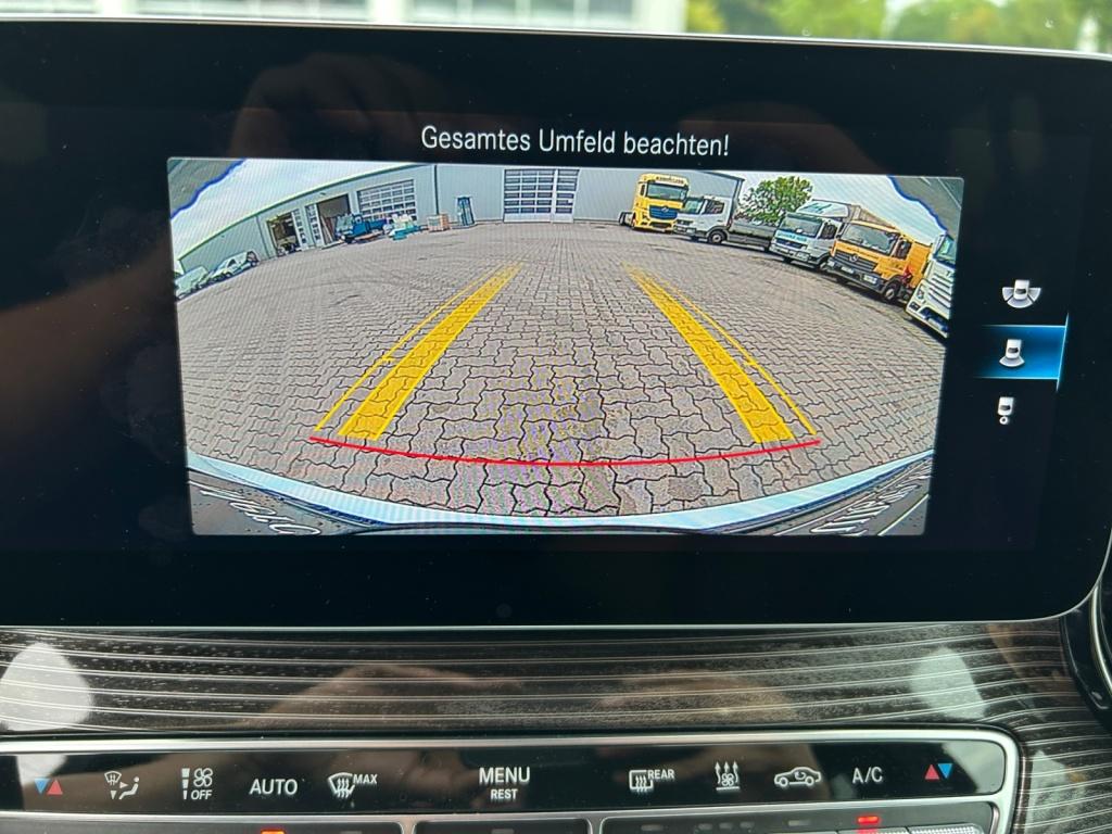 Mercedes-Benz V 250 d 4MATIC STHZG+LED+AHK+KAMERA+NAVI Mercedes-Benz V 250 d 4MATIC STHZG+LED+AHK+KAMERA+NAVI