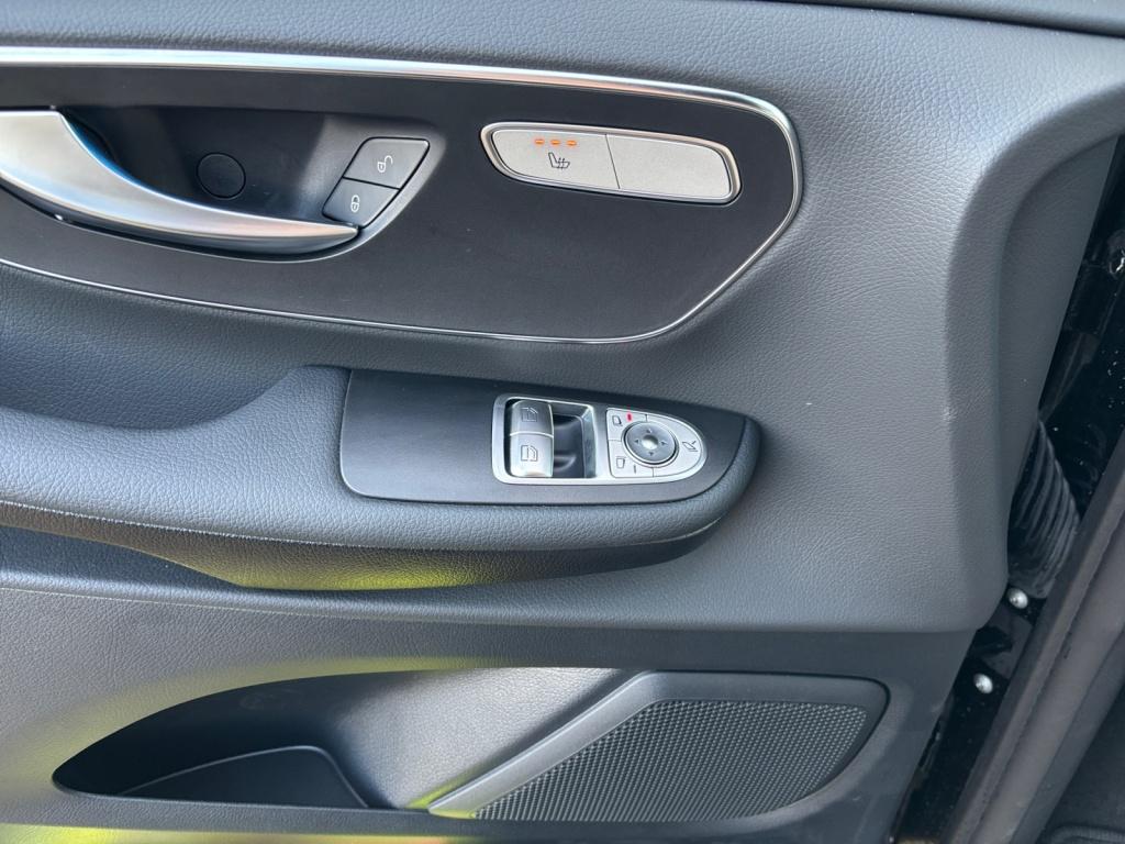 Mercedes-Benz V 250 d STYLE AMG LED+STHZG+NAVI+DISTR+AHK Mercedes-Benz V 250 d STYLE AMG LED+STHZG+NAVI+DISTR+AHK