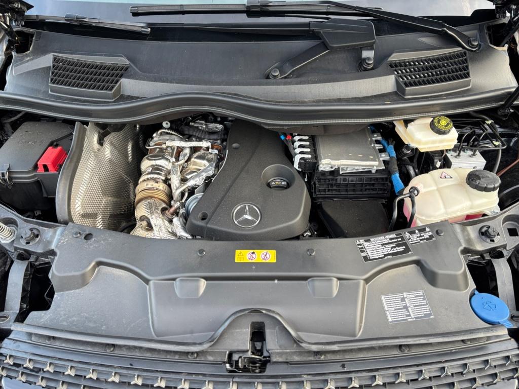 Mercedes-Benz V 250 d STYLE AMG LED+STHZG+NAVI+DISTR+AHK Mercedes-Benz V 250 d STYLE AMG LED+STHZG+NAVI+DISTR+AHK