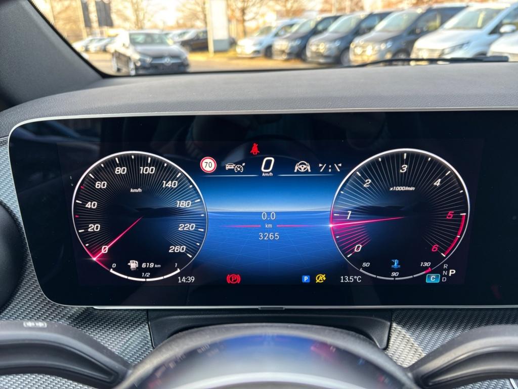 Mercedes-Benz V 250 d STYLE AMG LED+STHZG+NAVI+DISTR+AHK Mercedes-Benz V 250 d STYLE AMG LED+STHZG+NAVI+DISTR+AHK