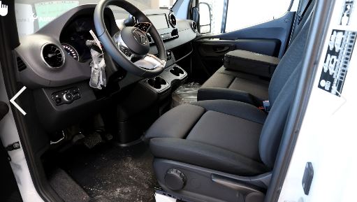 Mercedes-Benz eSprinter 414 Kasten HD 113 KWh+AHK+STHZG+KAM+KLIMA Mercedes-Benz eSprinter 414 Kasten HD 113 KWh+AHK+STHZG+KAM+KLIMA