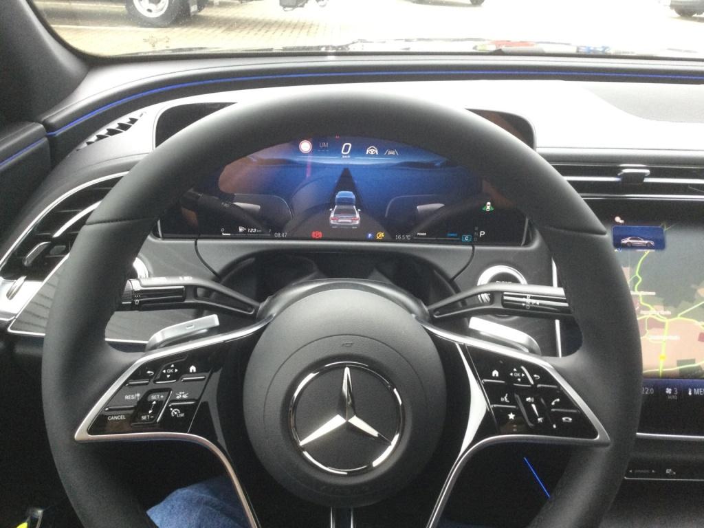 Mercedes-Benz E 200 4MATIC Avantgarde Edition, Panoramadach Mercedes-Benz E 200 4MATIC Avantgarde Edition, Panoramadach