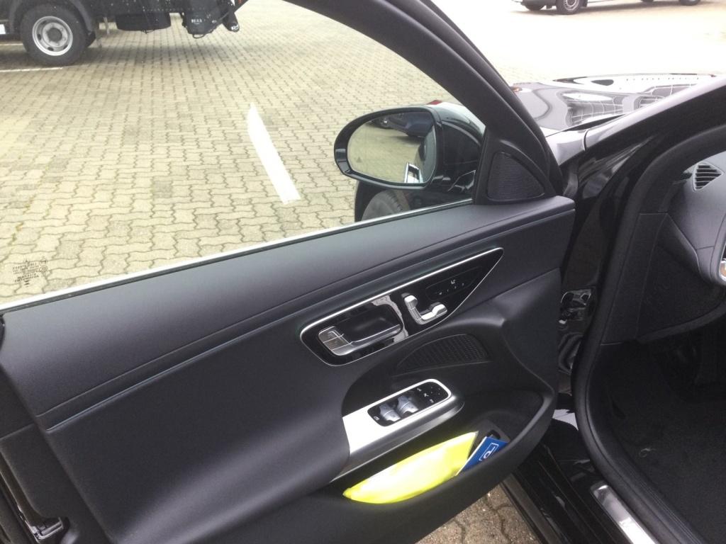 Mercedes-Benz E 200 4MATIC Avantgarde Edition, Panoramadach Mercedes-Benz E 200 4MATIC Avantgarde Edition, Panoramadach