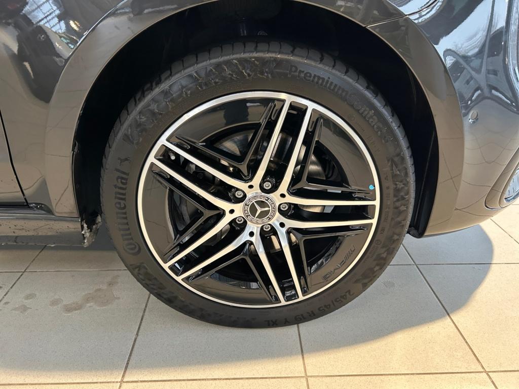 Mercedes-Benz V 300 d AVANTGARDE AMG PANO+STHZG+AHK+TISCH Mercedes-Benz V 300 d AVANTGARDE AMG PANO+STHZG+AHK+TISCH