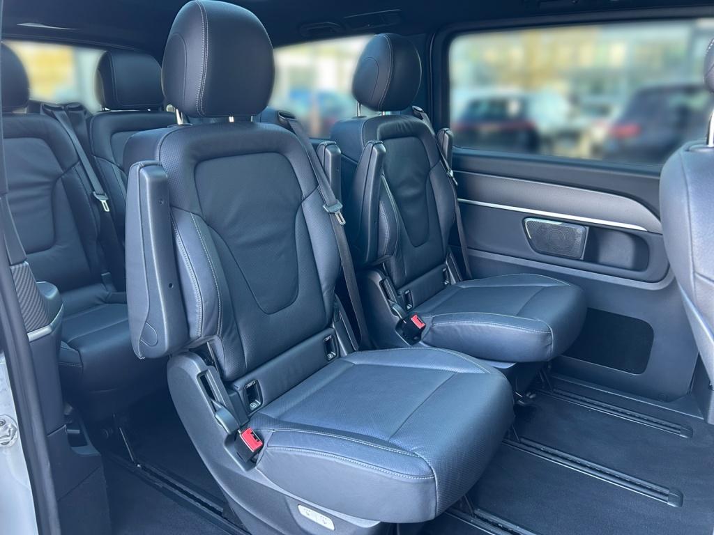 Mercedes-Benz V 300 d 4MATIC AVANTGARDE EDITION AMG Vollausstattung Mercedes-Benz V 300 d 4MATIC AVANTGARDE EDITION AMG Vollausstattung