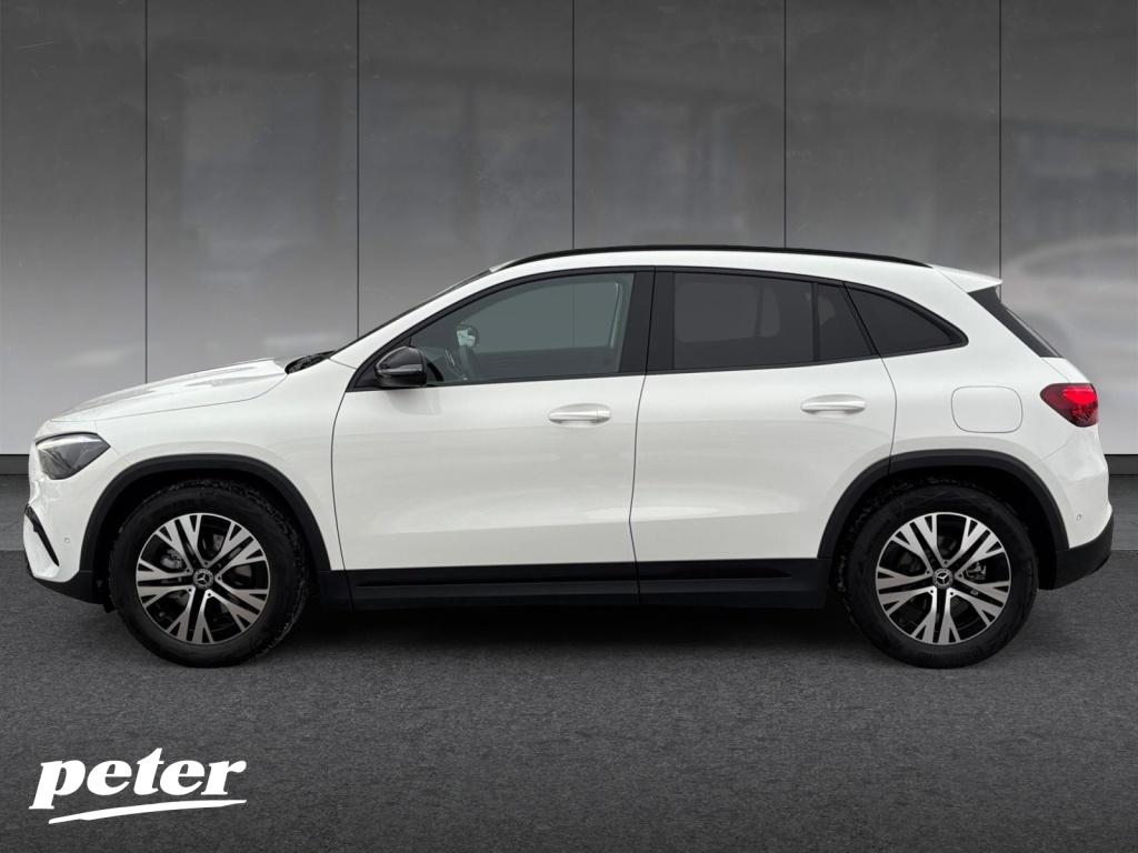 Mercedes-Benz GLA 180 Progressive Line Advanced, Night Paket Mercedes-Benz GLA 180 Progressive Line Advanced, Night Paket