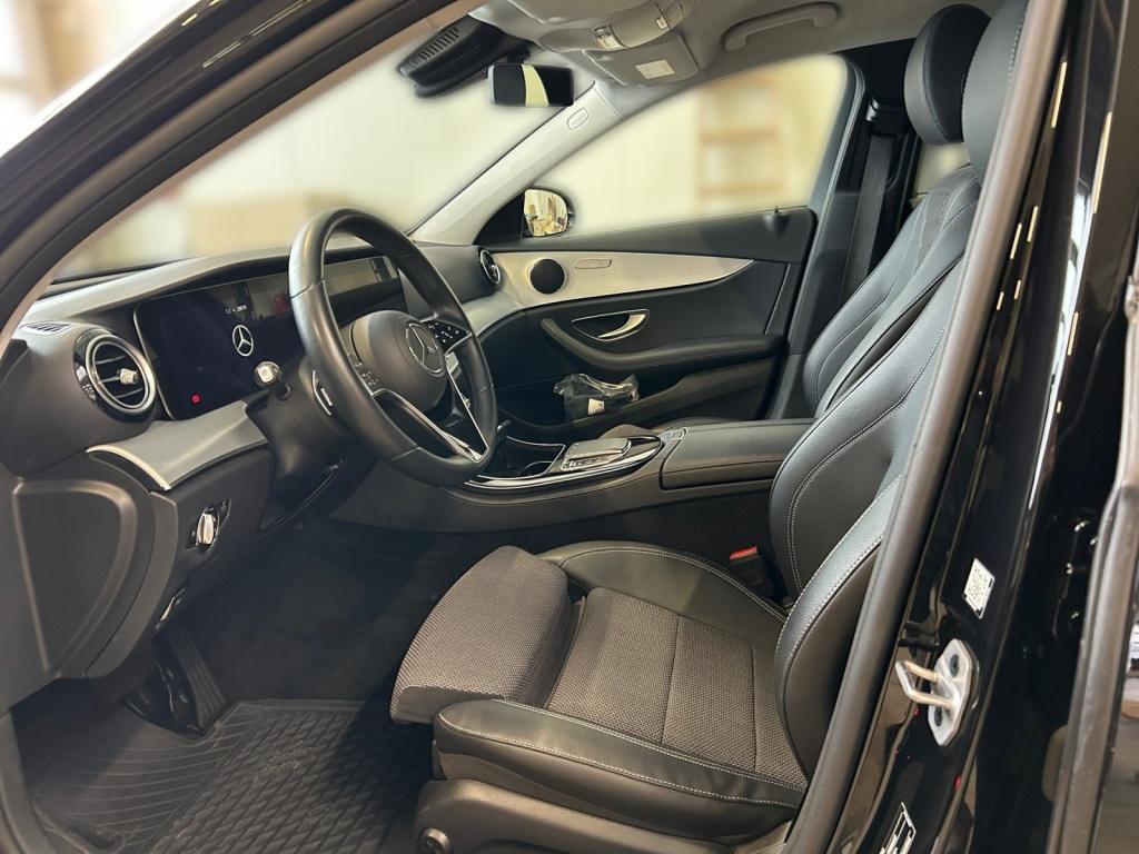 Mercedes-Benz E 220 d T-Modell Avantgarde, Spurpaket Mercedes-Benz E 220 d T-Modell Avantgarde, Spurpaket