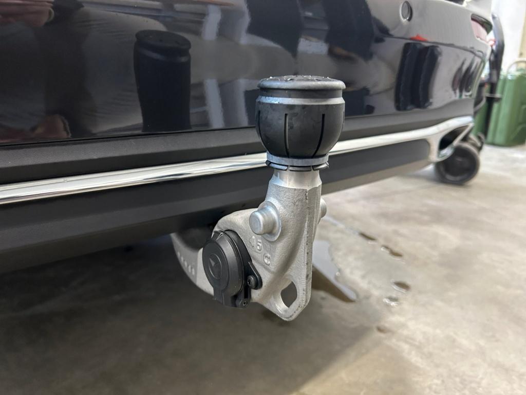 Mercedes-Benz C 180 T-Modell Avantgarde Edition, AHV Mercedes-Benz C 180 T-Modell Avantgarde Edition, AHV