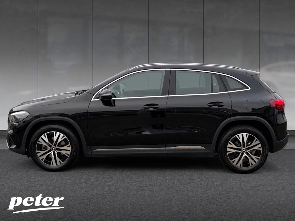 Mercedes-Benz GLA 180 Progressive Line Advanced Mercedes-Benz GLA 180 Progressive Line Advanced