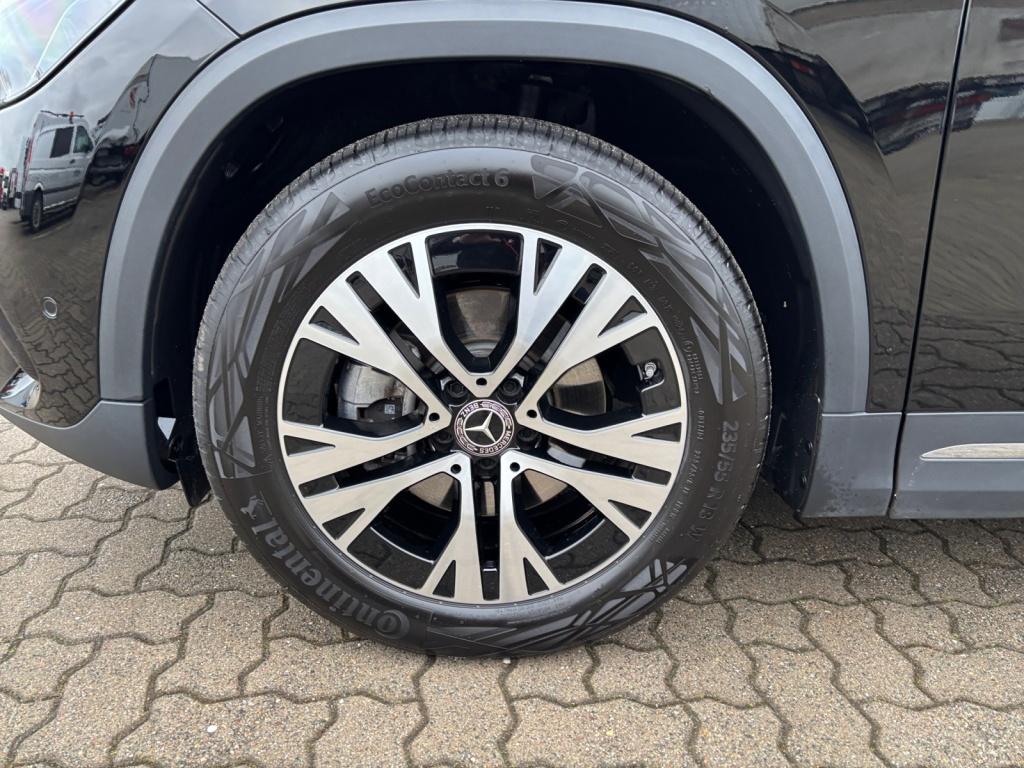 Mercedes-Benz GLA 180 Progressive Line Advanced Mercedes-Benz GLA 180 Progressive Line Advanced