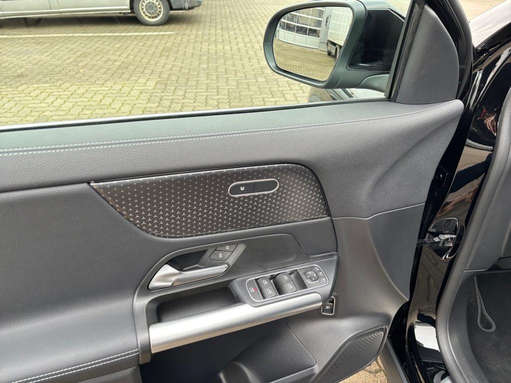 Mercedes-Benz GLA 180 Progressive Line Advanced Mercedes-Benz GLA 180 Progressive Line Advanced