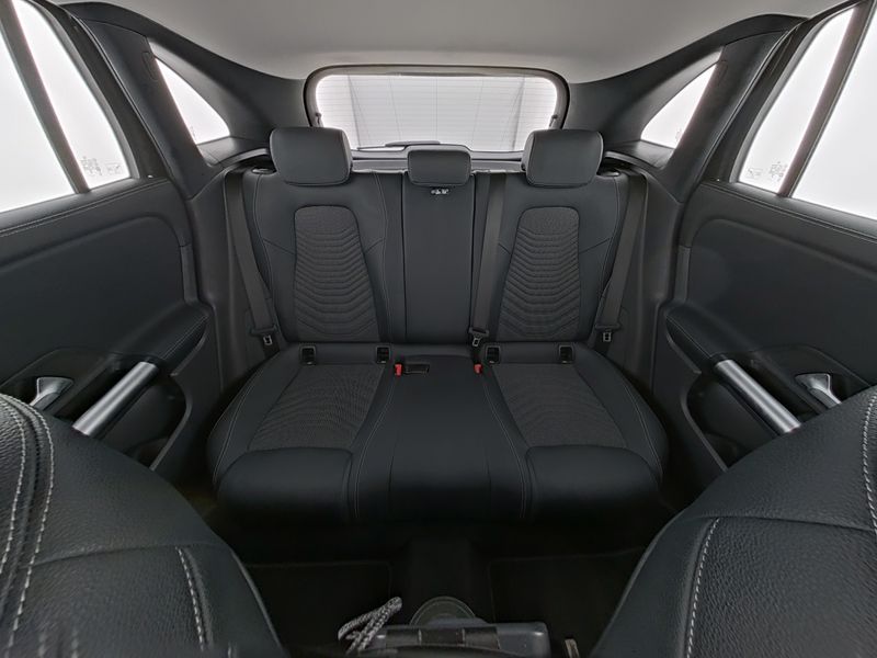 Mercedes-Benz GLA 180 Progressive, Winter Paket Mercedes-Benz GLA 180 Progressive, Winter Paket