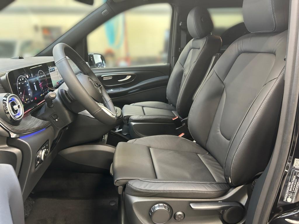 Mercedes-Benz V 300 d 4MATIC AVANTGARDE Extralang LED+DISTR+KAM Mercedes-Benz V 300 d 4MATIC AVANTGARDE Extralang LED+DISTR+KAM