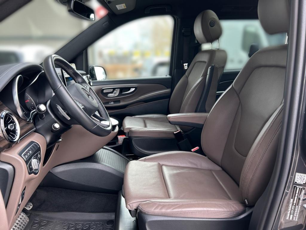 Mercedes-Benz V 300 d 4MATIC AVANTGARDE EDITION AMG Pano+LED+STHZG Mercedes-Benz V 300 d 4MATIC AVANTGARDE EDITION AMG Pano+LED+STHZG