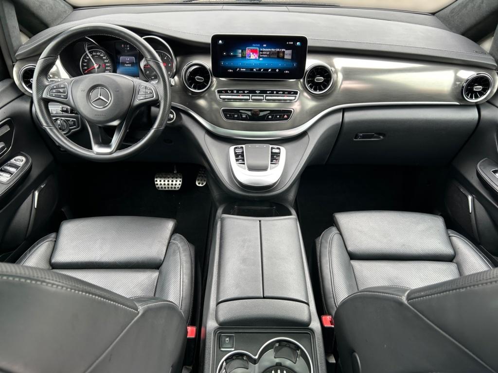 Mercedes-Benz V 300 d 4MATIC EXCLUSIVE EDITION AMG STHZG+LED+Kamera+Pano Mercedes-Benz V 300 d 4MATIC EXCLUSIVE EDITION AMG STHZG+LED+Kamera+Pano