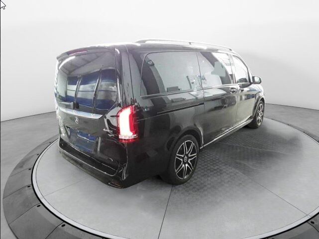 Mercedes-Benz V 300 d 4MATIC AVANTGARDE AMG Top Ausstattung Mercedes-Benz V 300 d 4MATIC AVANTGARDE AMG Top Ausstattung