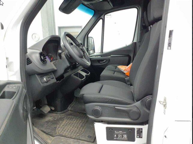 Mercedes-Benz Sprinter 317 CDI Möbelkoffer Lang 9GT+KLIMA+KAMERA Mercedes-Benz Sprinter 317 CDI Möbelkoffer Lang 9GT+KLIMA+KAMERA