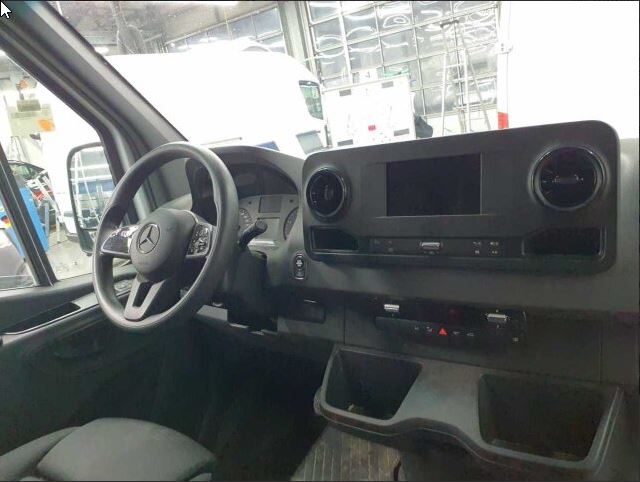 Mercedes-Benz Sprinter 317 CDI Möbelkoffer Lang 9GT+KLIMA+KAMERA Mercedes-Benz Sprinter 317 CDI Möbelkoffer Lang 9GT+KLIMA+KAMERA