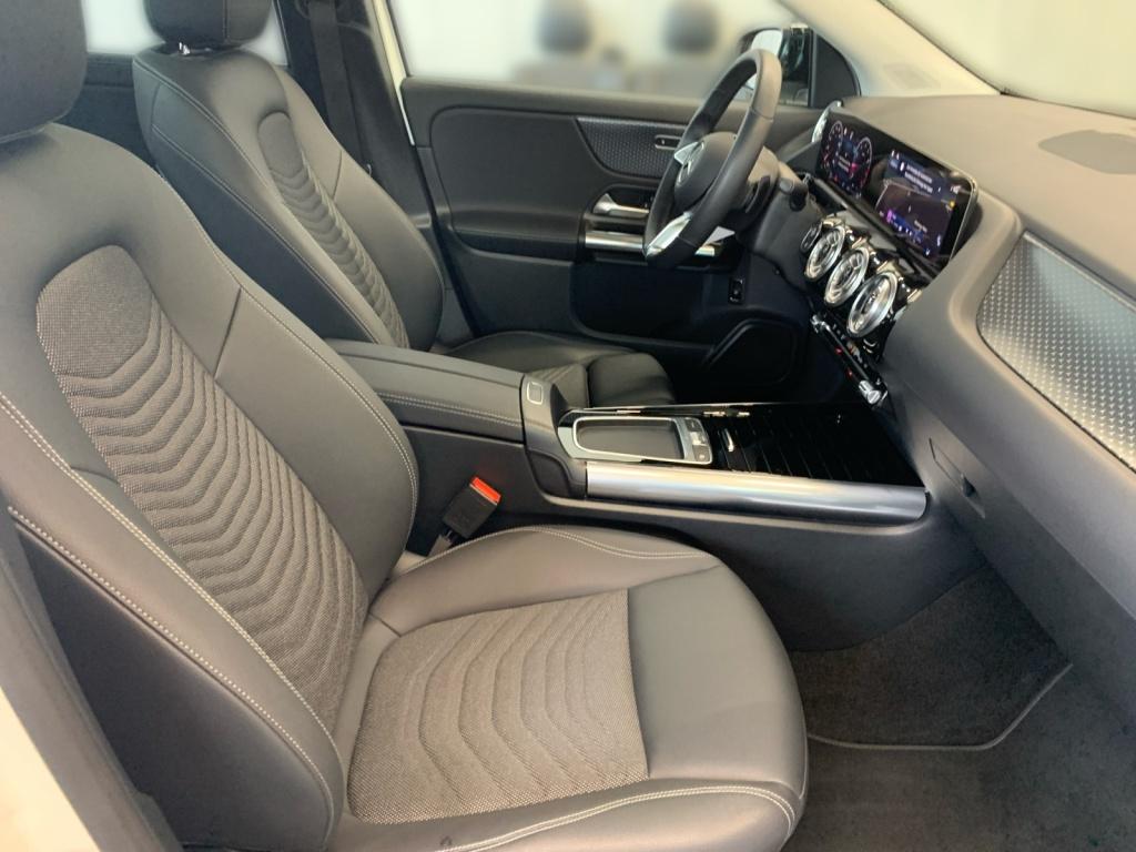 Mercedes-Benz GLA 180 Progressive Line Edition, Night Paket Mercedes-Benz GLA 180 Progressive Line Edition, Night Paket