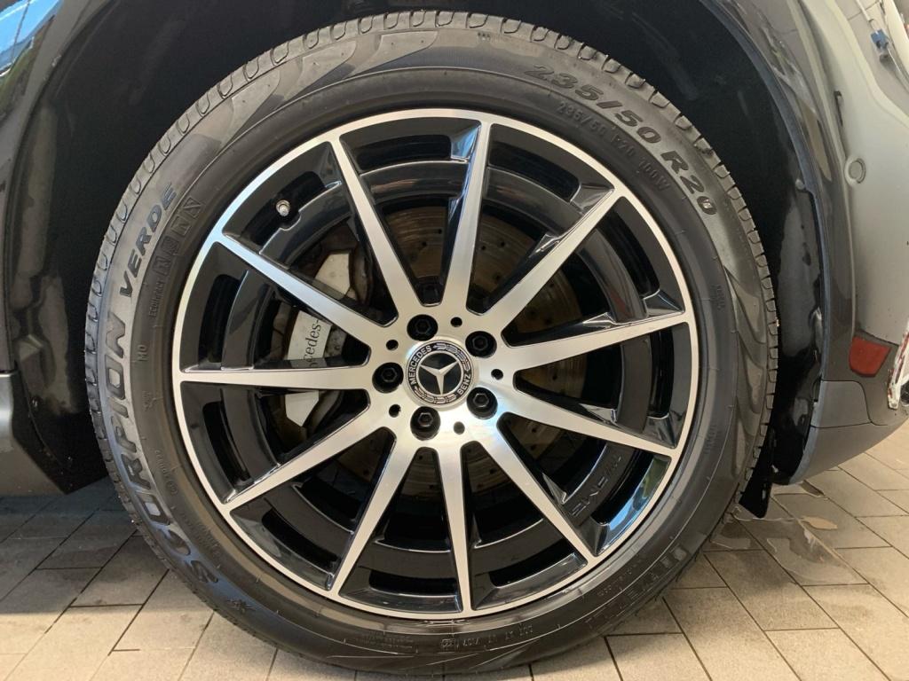 Mercedes-Benz EQC 400 4MATIC AMG, Distronic, Schiebedach Mercedes-Benz EQC 400 4MATIC AMG, Distronic, Schiebedach