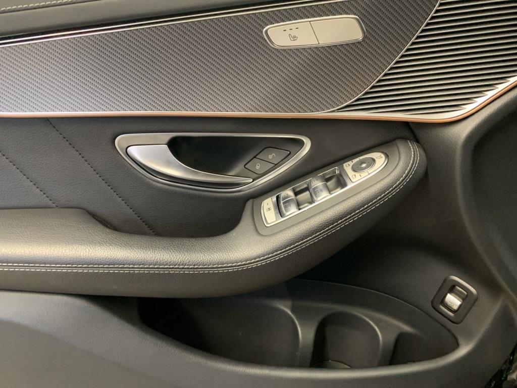 Mercedes-Benz EQC 400 4MATIC AMG, Distronic, Schiebedach Mercedes-Benz EQC 400 4MATIC AMG, Distronic, Schiebedach