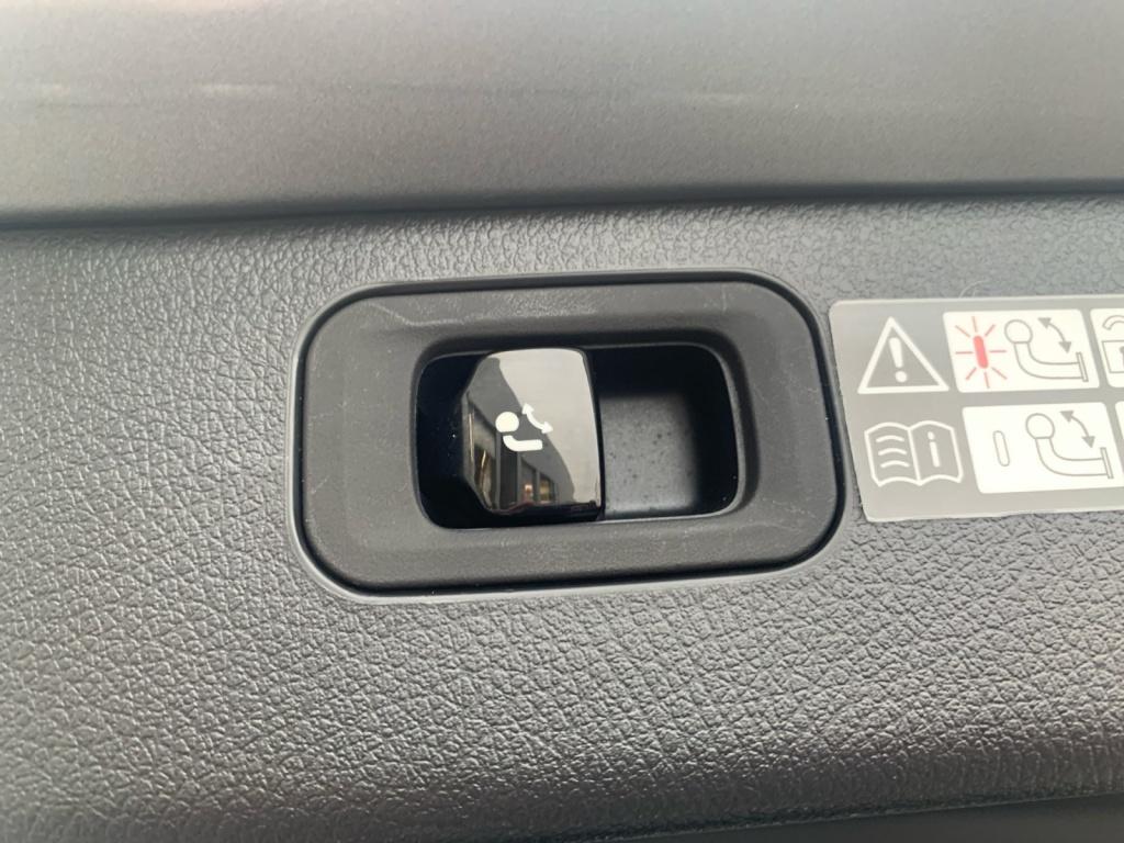 Mercedes-Benz C 300 d T-Modell AMG, Night Paket, Panoramadach Mercedes-Benz C 300 d T-Modell AMG, Night Paket, Panoramadach