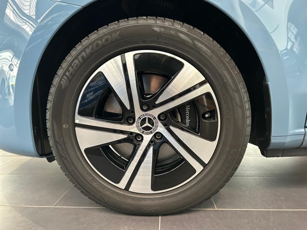 Mercedes-Benz V 220 d STYLE Lang LED+AHK+DISTR+KAM+NAVI Mercedes-Benz V 220 d STYLE Lang LED+AHK+DISTR+KAM+NAVI