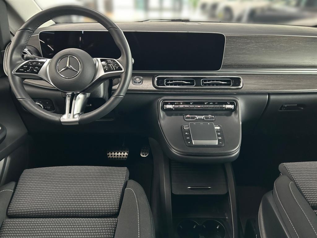 Mercedes-Benz V 220 d STYLE Lang LED+AHK+DISTR+KAM+NAVI Mercedes-Benz V 220 d STYLE Lang LED+AHK+DISTR+KAM+NAVI