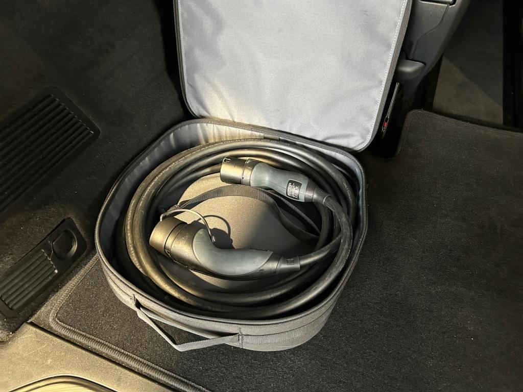 Mercedes-Benz EQV 300 Lang AIRMATIC+LED+KAM+TISCH Mercedes-Benz EQV 300 Lang AIRMATIC+LED+KAM+TISCH