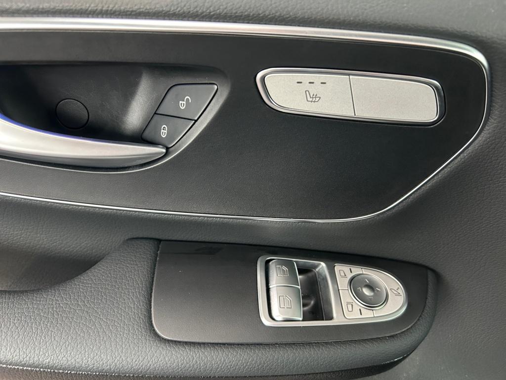 Mercedes-Benz EQV 300 Lang LED+NAVI+KAM+MBUX Mercedes-Benz EQV 300 Lang LED+NAVI+KAM+MBUX