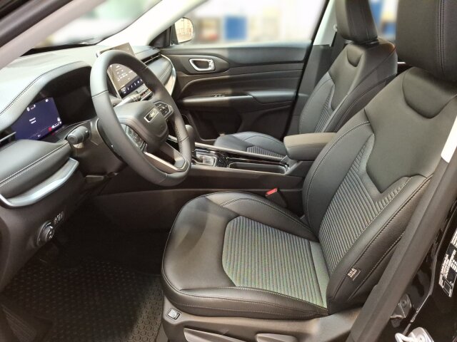 Jeep Compass 1.5l T4 48V e-Hybrid MHEV Altitude FWD Jeep Compass 1.5l T4 48V e-Hybrid MHEV Altitude FWD