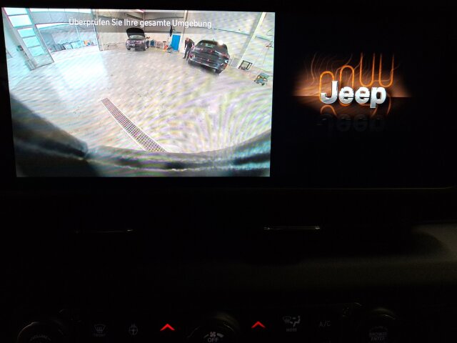 Jeep WRANGLER ICE MY2024 Sahara 2.0l T-GDI (272 PS) Jeep WRANGLER ICE MY2024 Sahara 2.0l T-GDI (272 PS)