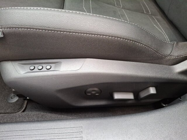 Opel Astra L 1.2 GS +Allwetter+ACC+LHZ+SHZ+Key-Go+ Opel Astra L 1.2 GS +Allwetter+ACC+LHZ+SHZ+Key-Go+