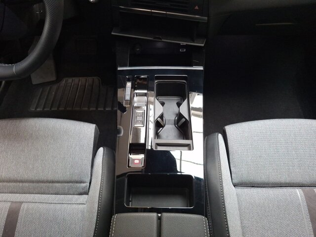 Opel Astra L ST 1.2 Turbo Elegance Automatik Klimaautomatik Sitzheizung Opel Astra L ST 1.2 Turbo Elegance Automatik Klimaautomatik Sitzheizung