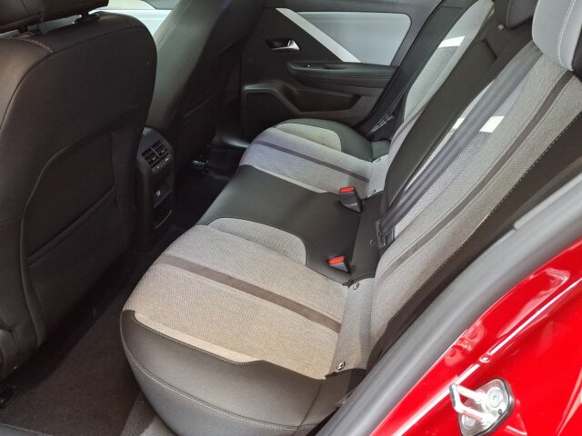 Opel Astra L ST 1.2 Turbo Elegance Automatik Klimaautomatik Sitzheizung Opel Astra L ST 1.2 Turbo Elegance Automatik Klimaautomatik Sitzheizung