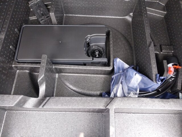 Peugeot 308 SW Style Navi+AHK+EPH+Bluetooth Peugeot 308 SW Style Navi+AHK+EPH+Bluetooth